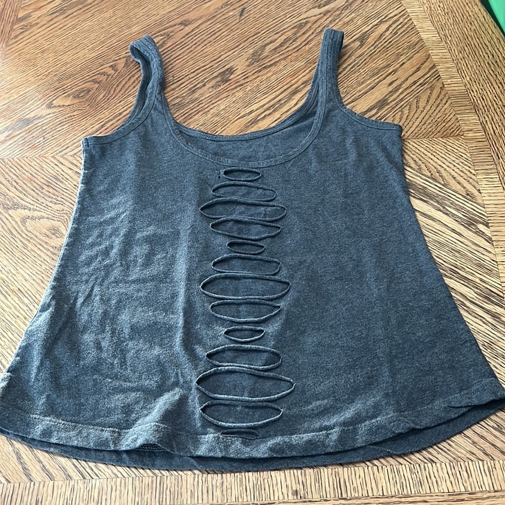 Fox tank - Picture 2 of 2